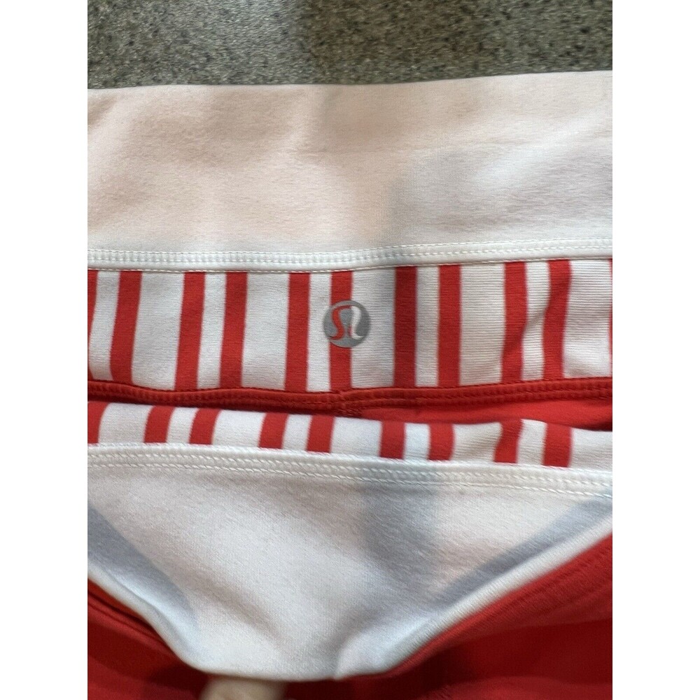 Lululemon Groove Biker Shorts Coral Orange. No Tag 30 Waist - Picture 7 of 8